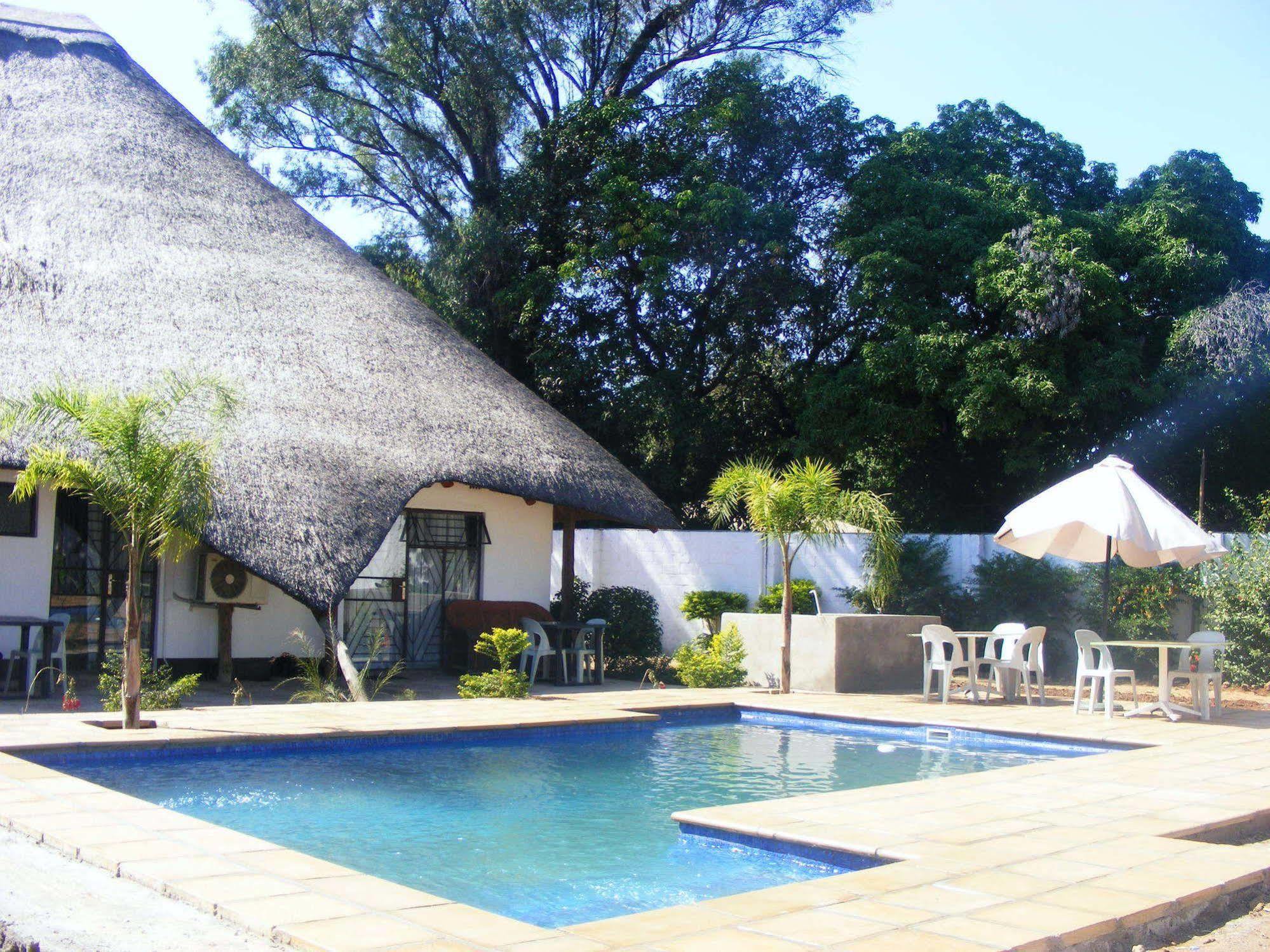 Ngoma Zanga Lodge Livingstone Extérieur photo